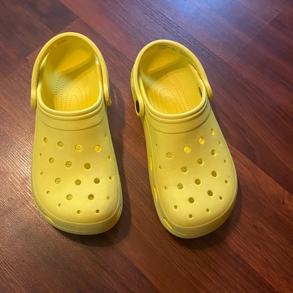 Knock off crocs